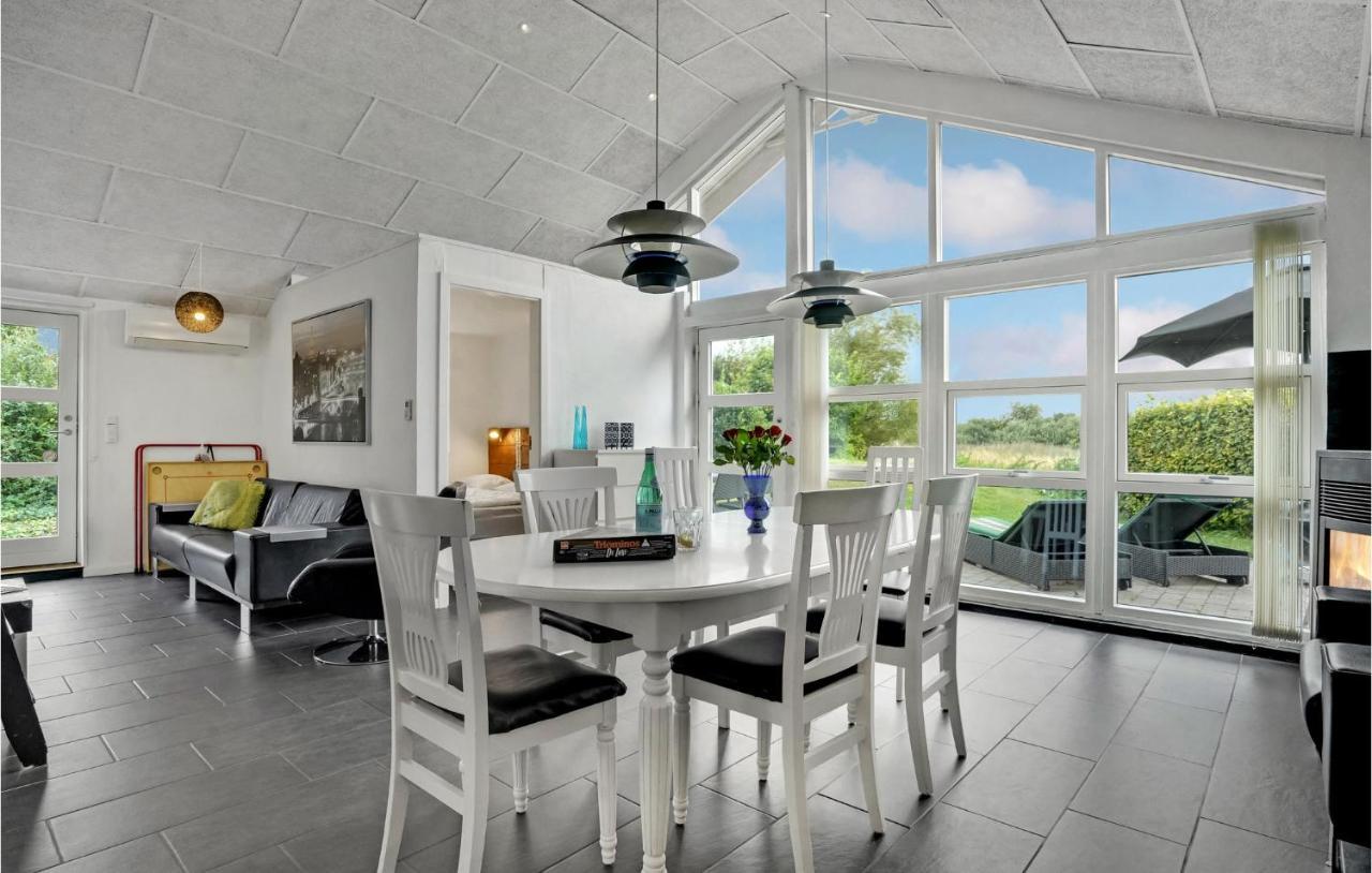 Beautiful Home In Borkop With Kitchen Bagian luar foto